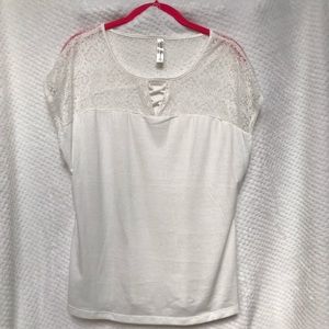 White lace loose top